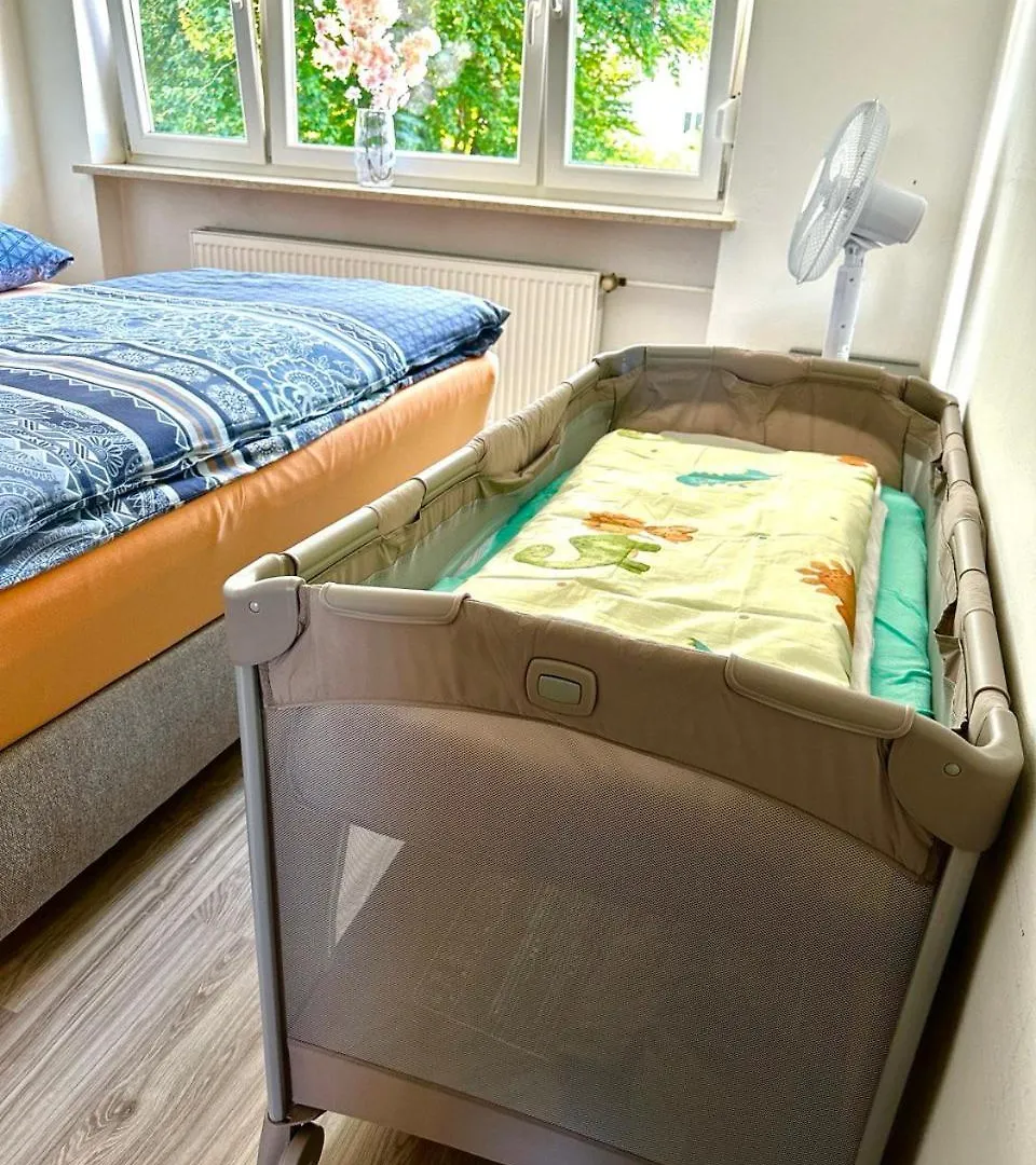 Traumhaftes Zuhause! Apartment Forstinning